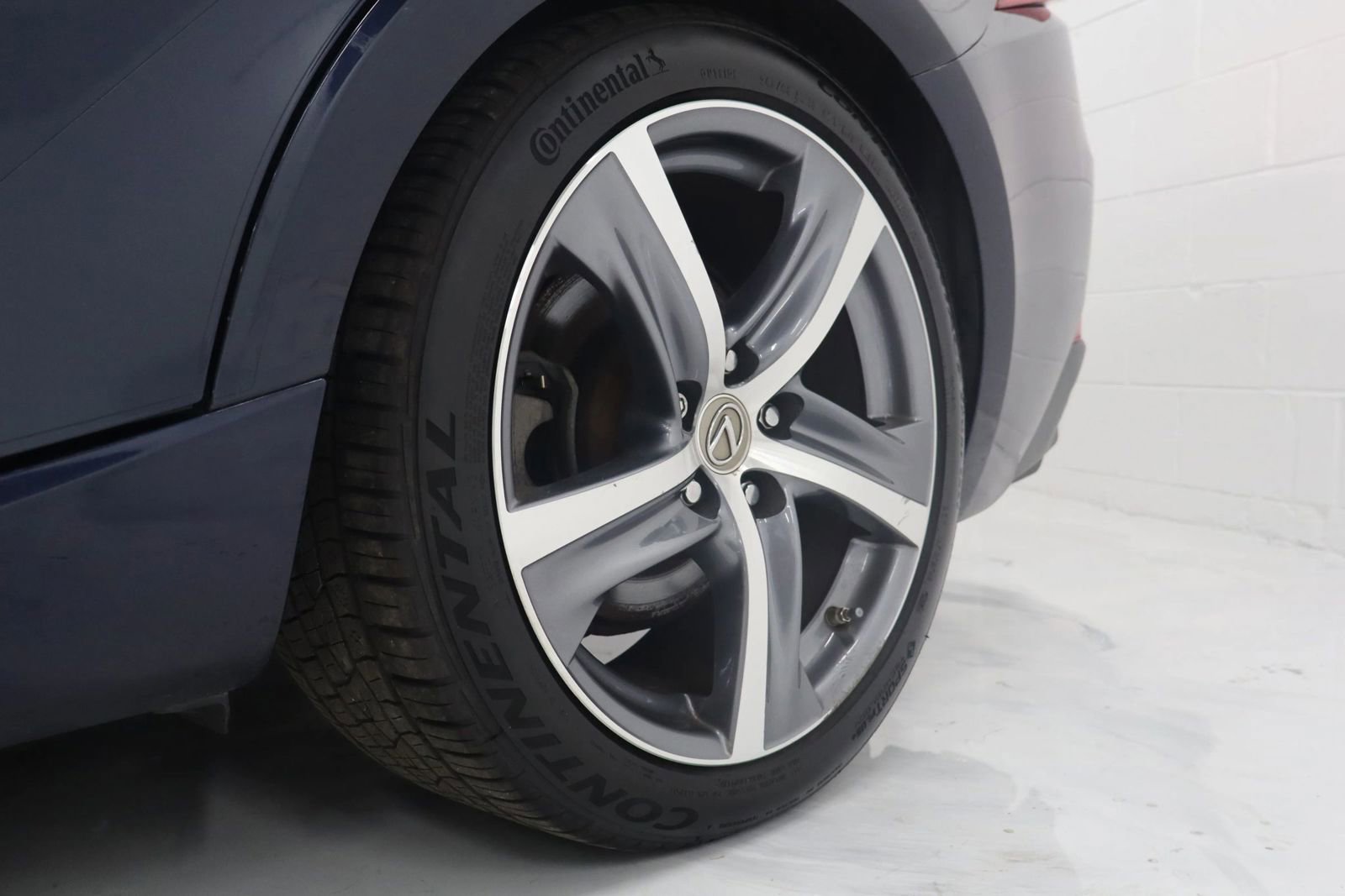 Used 2018 Lexus IS 300 AWD w/ Comfort Package image 8