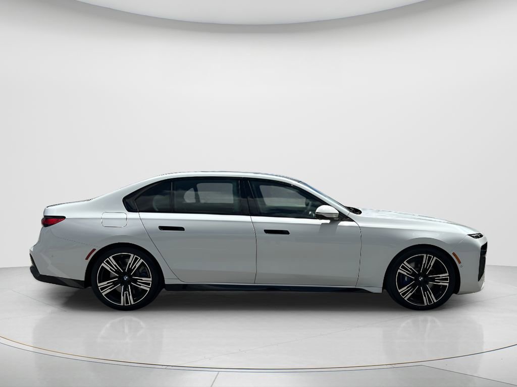 New 2026 BMW 760i xDrive w/ Premium Package AWD/4WD image 4