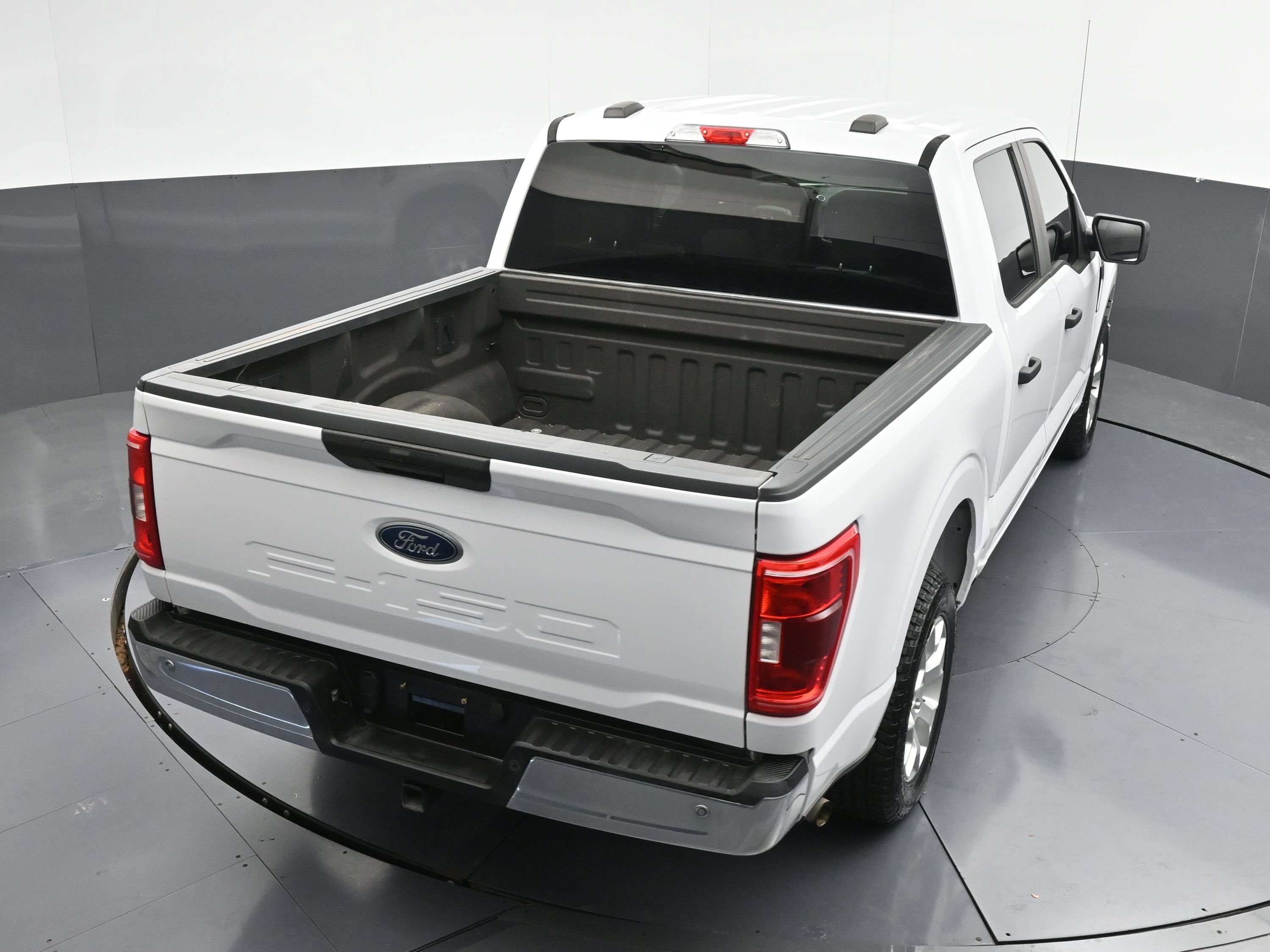 Used 2021 Ford F150 XLT RWD image 38