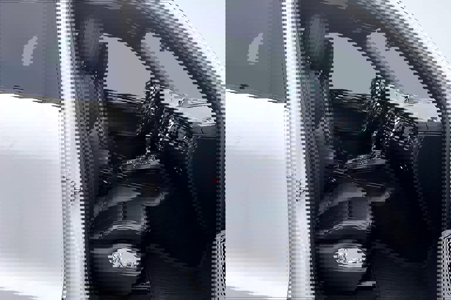 Used 2020 Porsche Macan S image 14