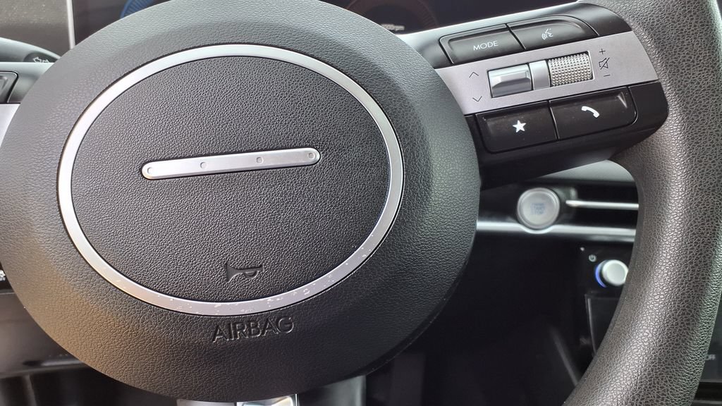 Used 2025 Hyundai Tucson SEL AWD/4WD image 16
