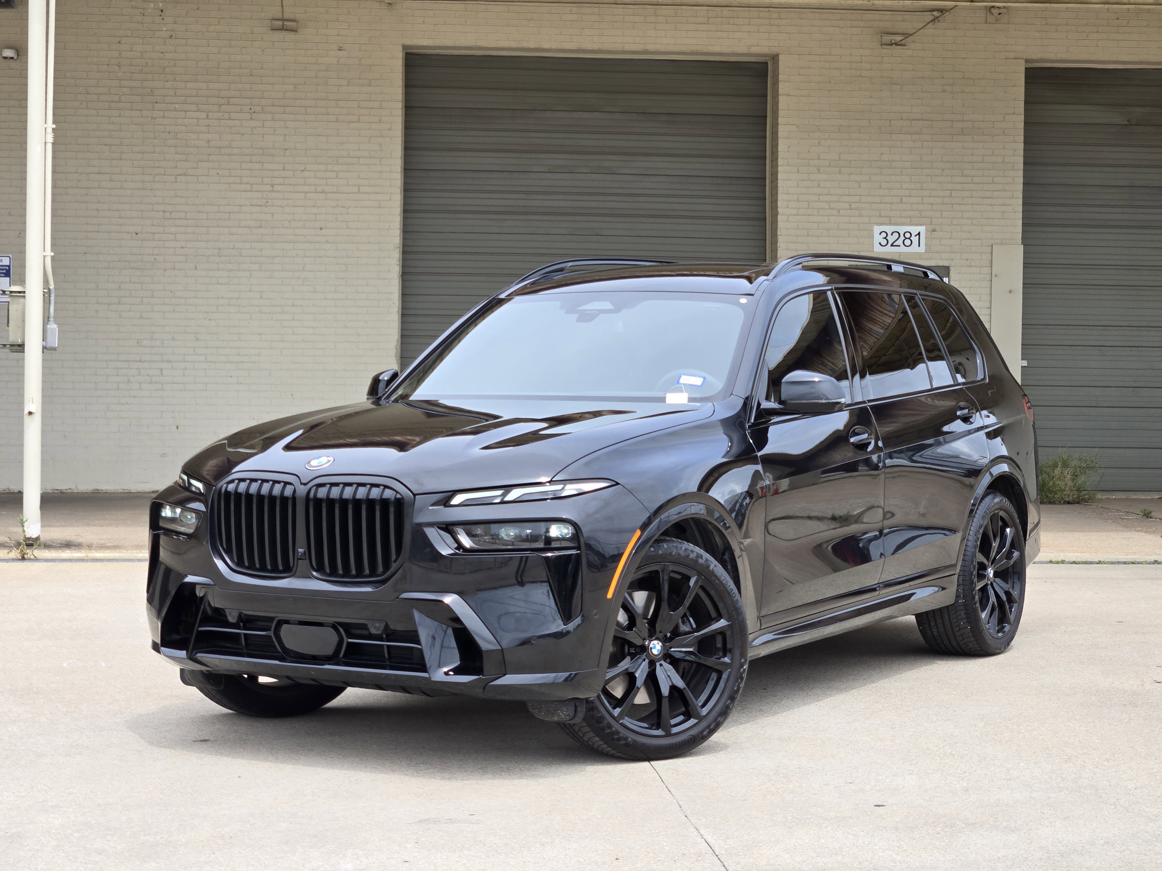 Used 2026 BMW X7 xDrive40i w/ M Sport Package AWD/4WD video 1