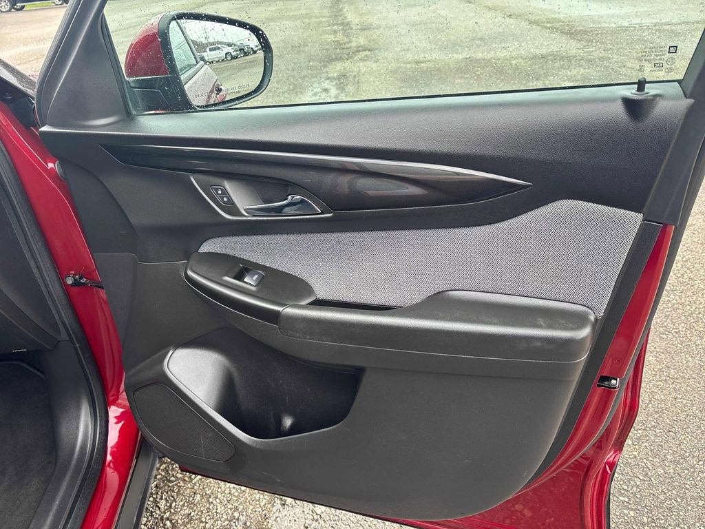 Used 2024 Chevrolet TrailBlazer LT FWD image 28