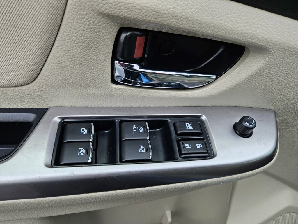 Used 2015 Subaru Crosstrek 2.0i Premium image 16