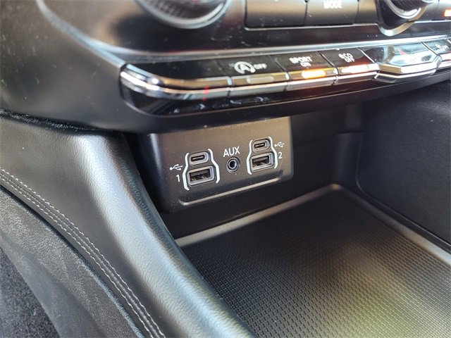 Used 2021 Dodge Durango SXT w/ 3rd Row Seating Group image 14