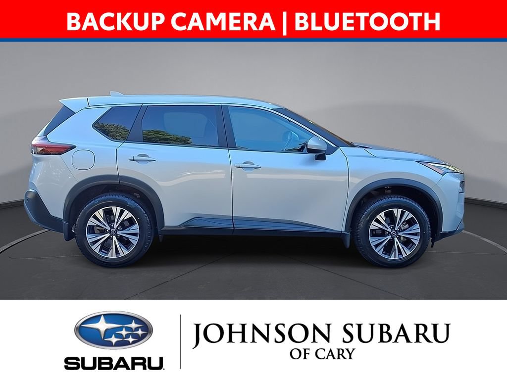 Used 2023 Nissan Rogue SV FWD image 5