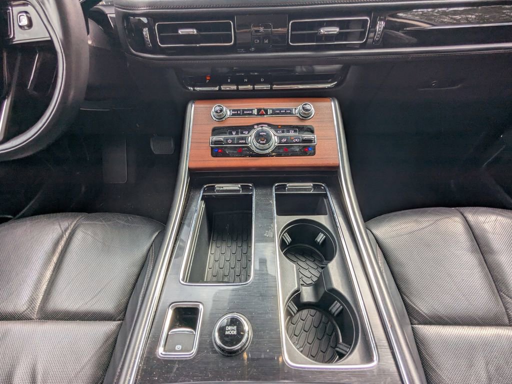 Used 2023 Lincoln Aviator Reserve image 20