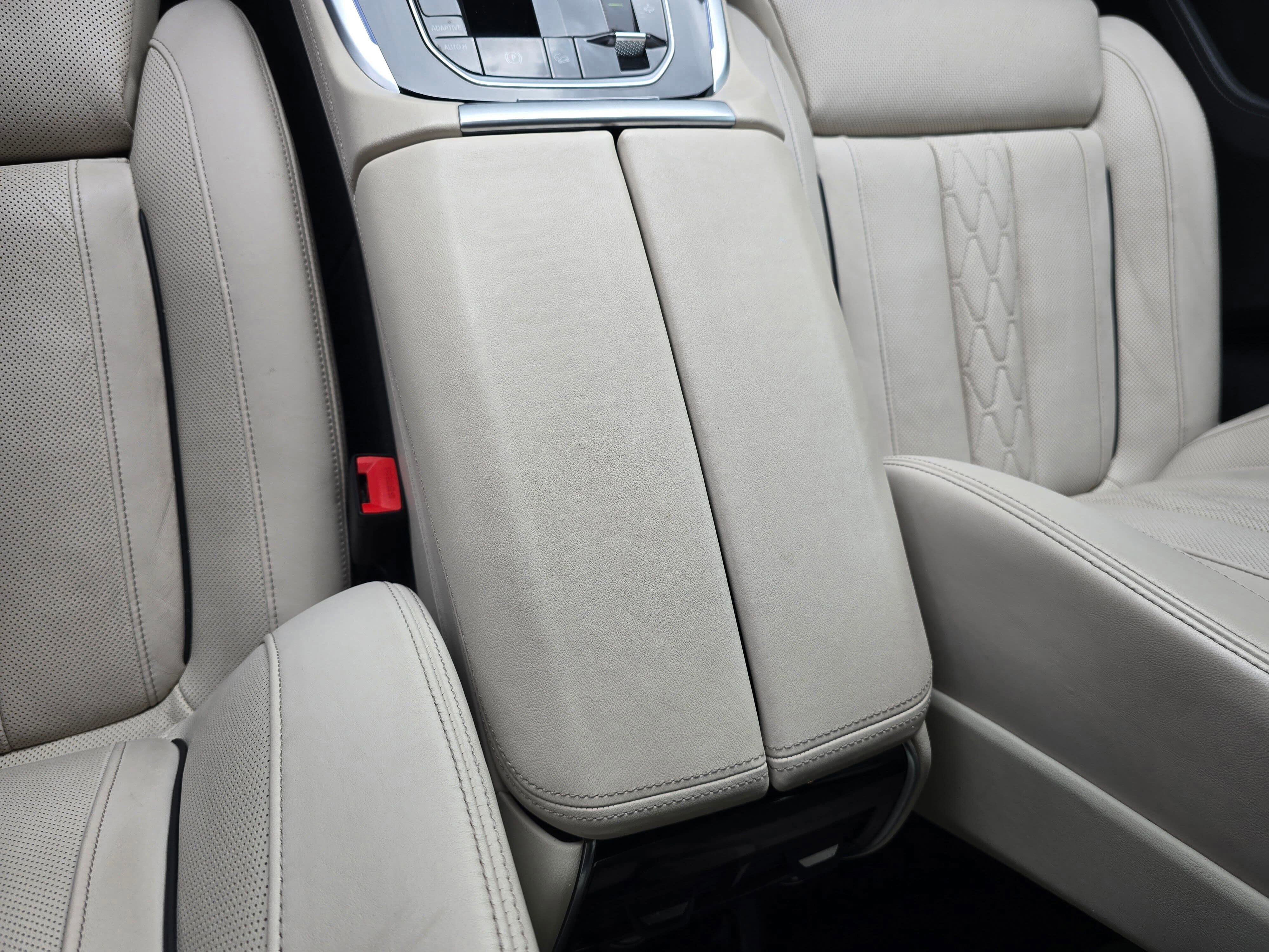 Certified 2022 BMW ALPINA XB7 AWD/4WD image 23