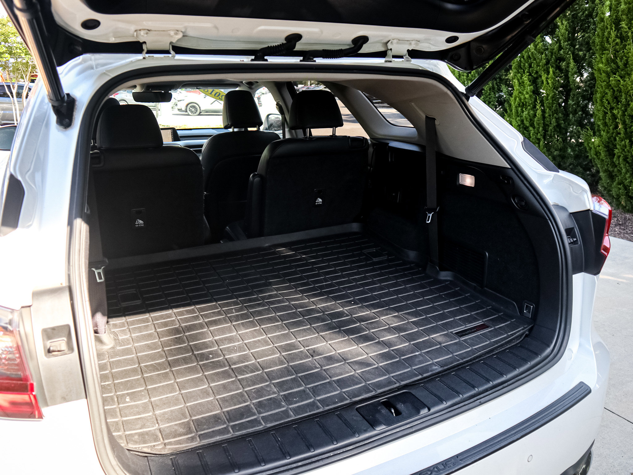 Used 2018 Lexus RX 350L image 32