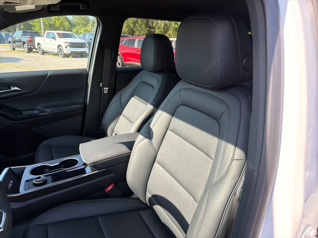 New 2027 Chevrolet Equinox LT w/ Convenience Package II FWD image 21