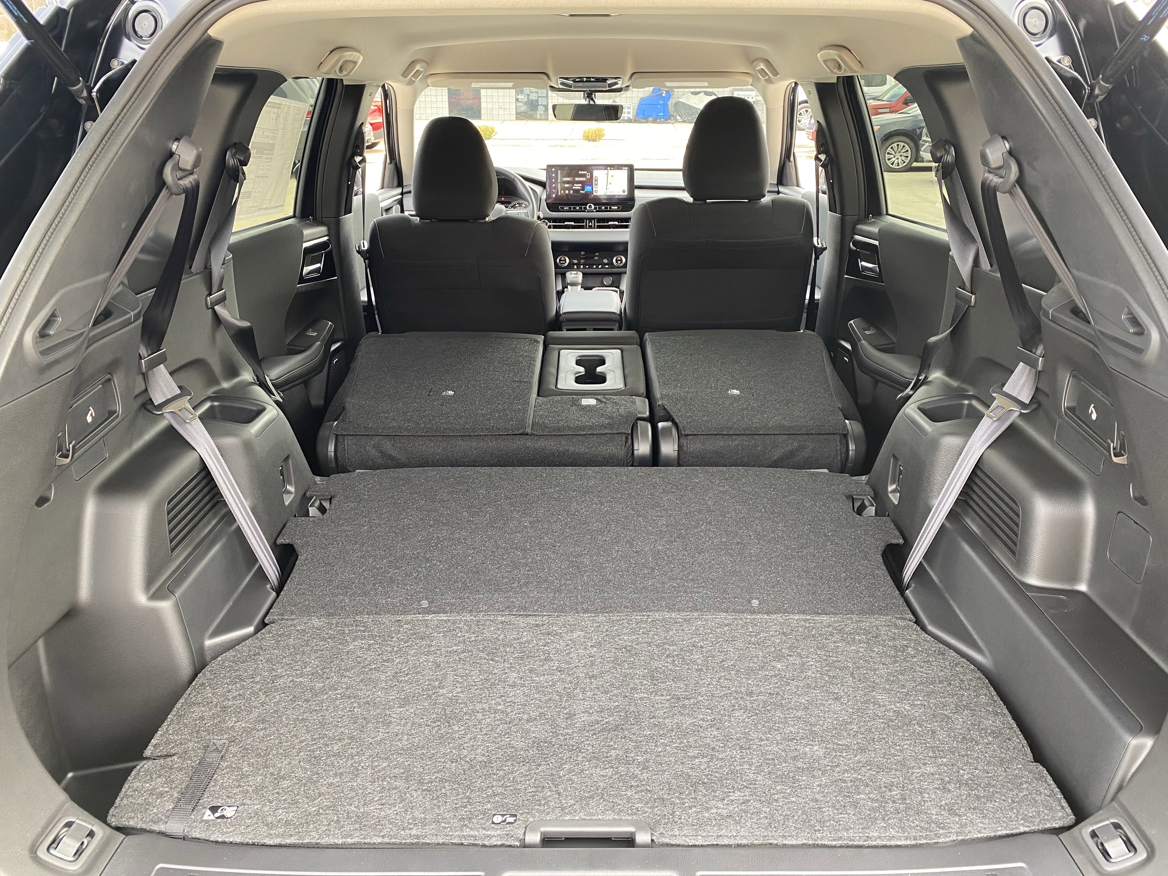 New 2026 Mitsubishi Outlander ES FWD image 29
