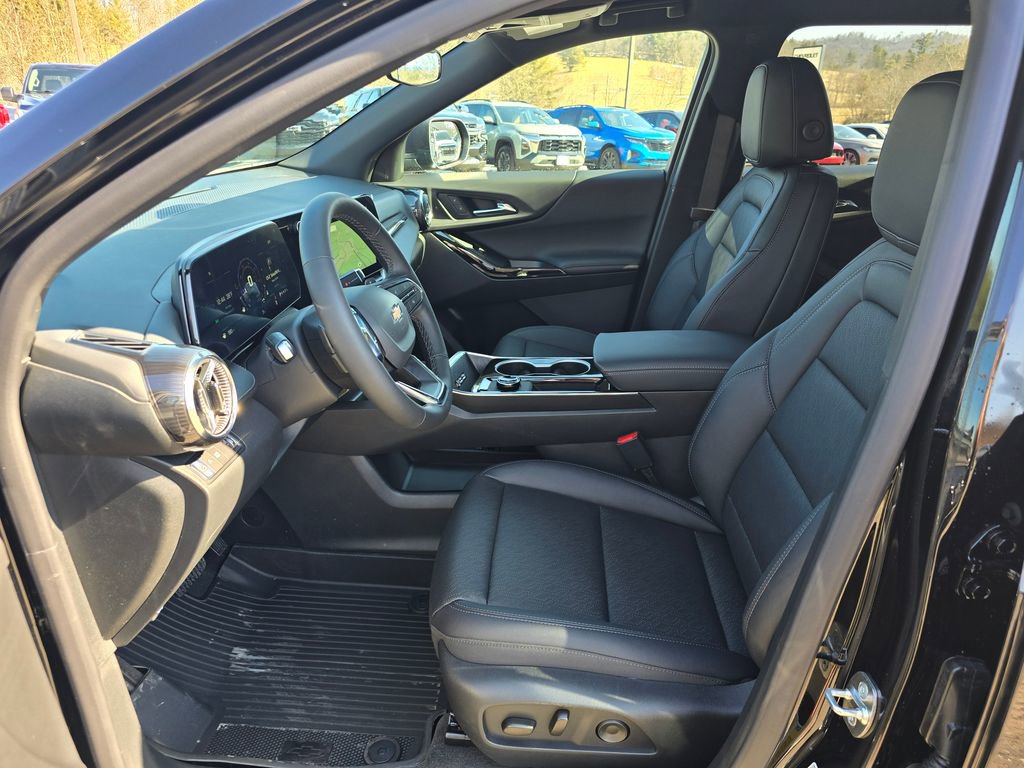 New 2026 Chevrolet Equinox LT w/ Convenience Package II image 4