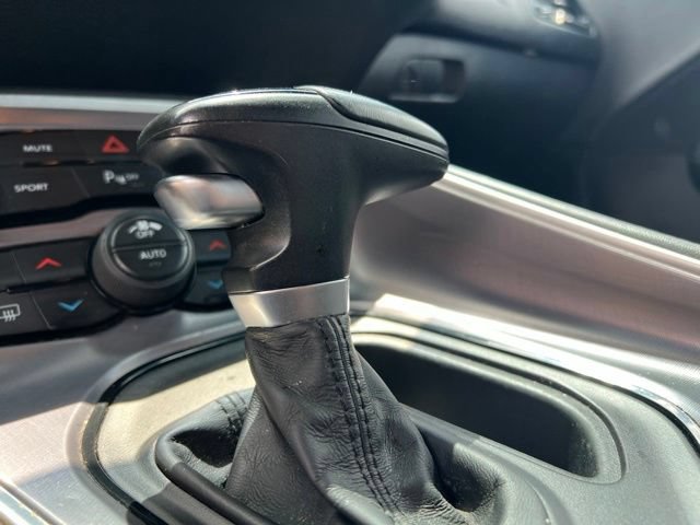 Used 2019 Dodge Challenger R/T w/ Driver Convenience Group RWD image 22