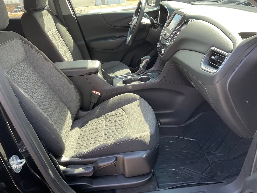 Used 2023 Chevrolet Equinox LT image 21