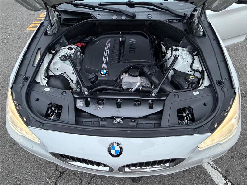 Used 2017 BMW 535i Gran Turismo image 31