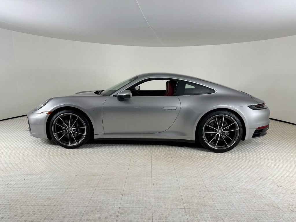 Certified 2024 Porsche 911 Carrera RWD image 2