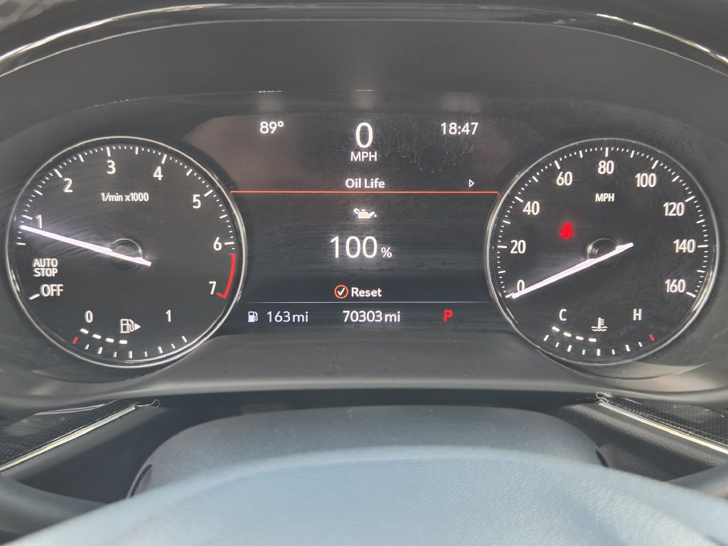 Used 2023 Buick Envision Essence w/ Sport Touring Package FWD image 17