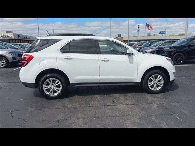 Used 2017 Chevrolet Equinox LT w/ Convenience Package FWD image 9