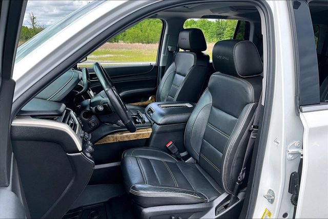 Used 2017 GMC Yukon Denali w/ Open Road Package AWD/4WD image 21