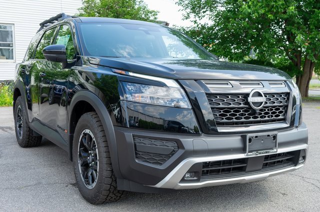 New 2025 Nissan Pathfinder Rock Creek image 4