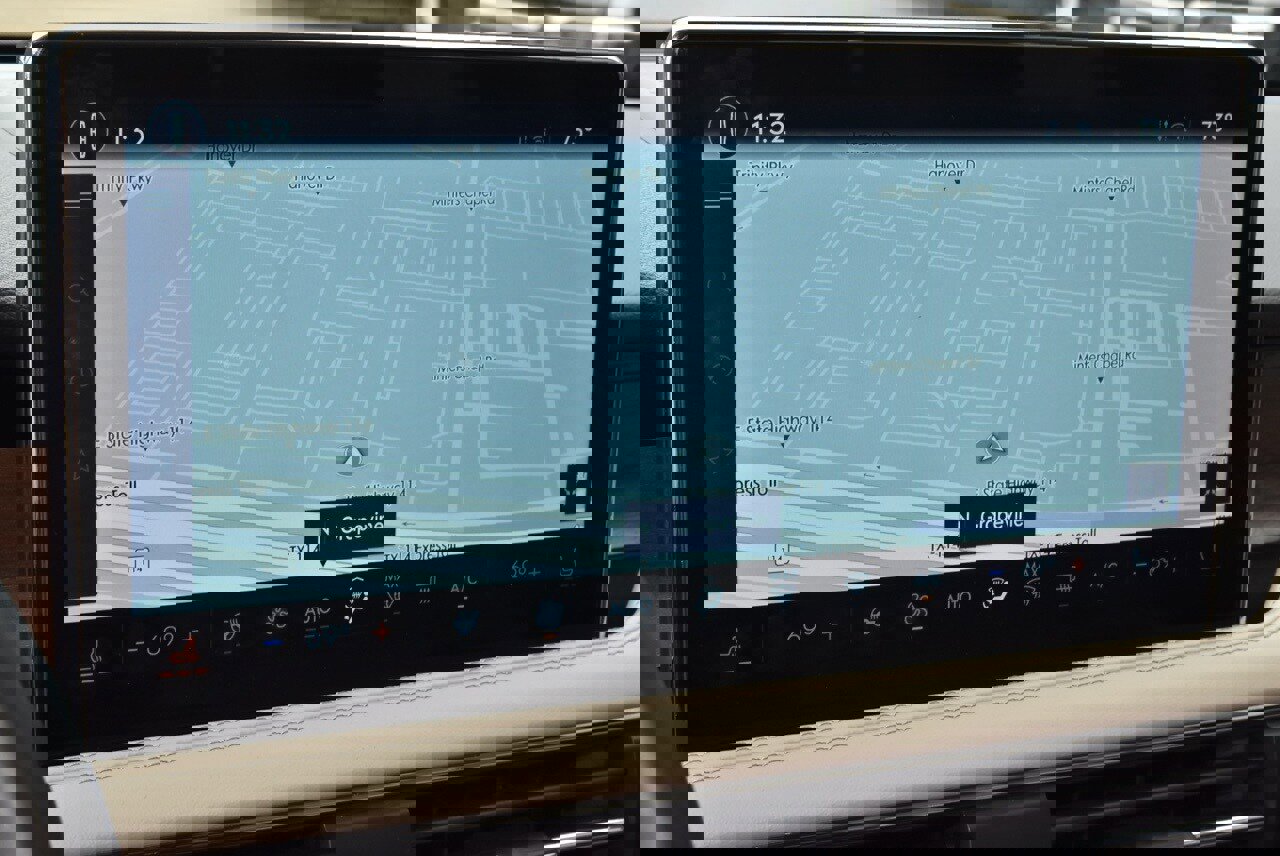 Certified 2025 Lincoln Corsair Reserve image 28