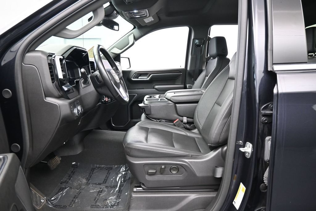 Used 2025 GMC Sierra 1500 SLT RWD image 11