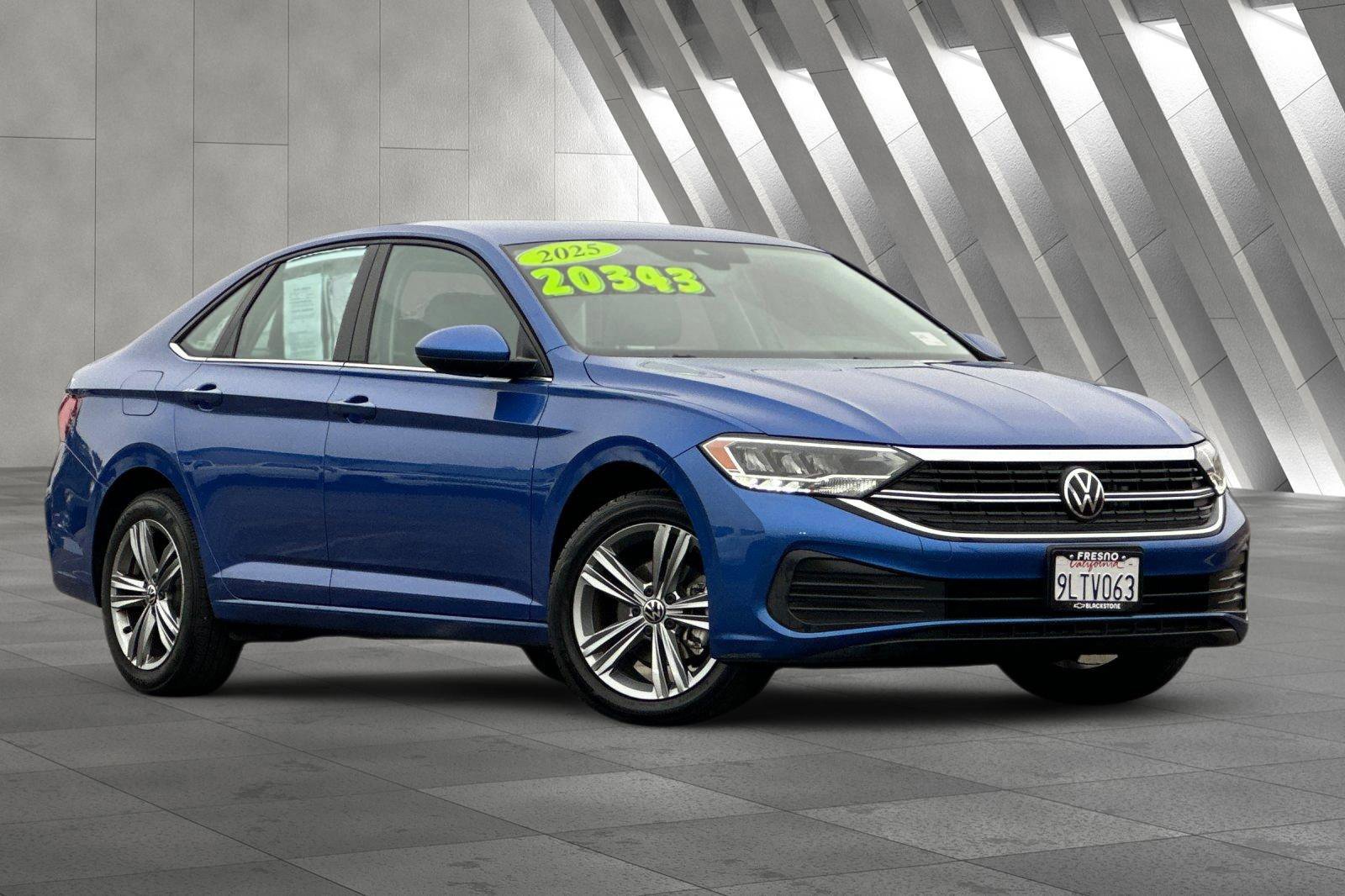 Used 2024 Volkswagen Jetta SE