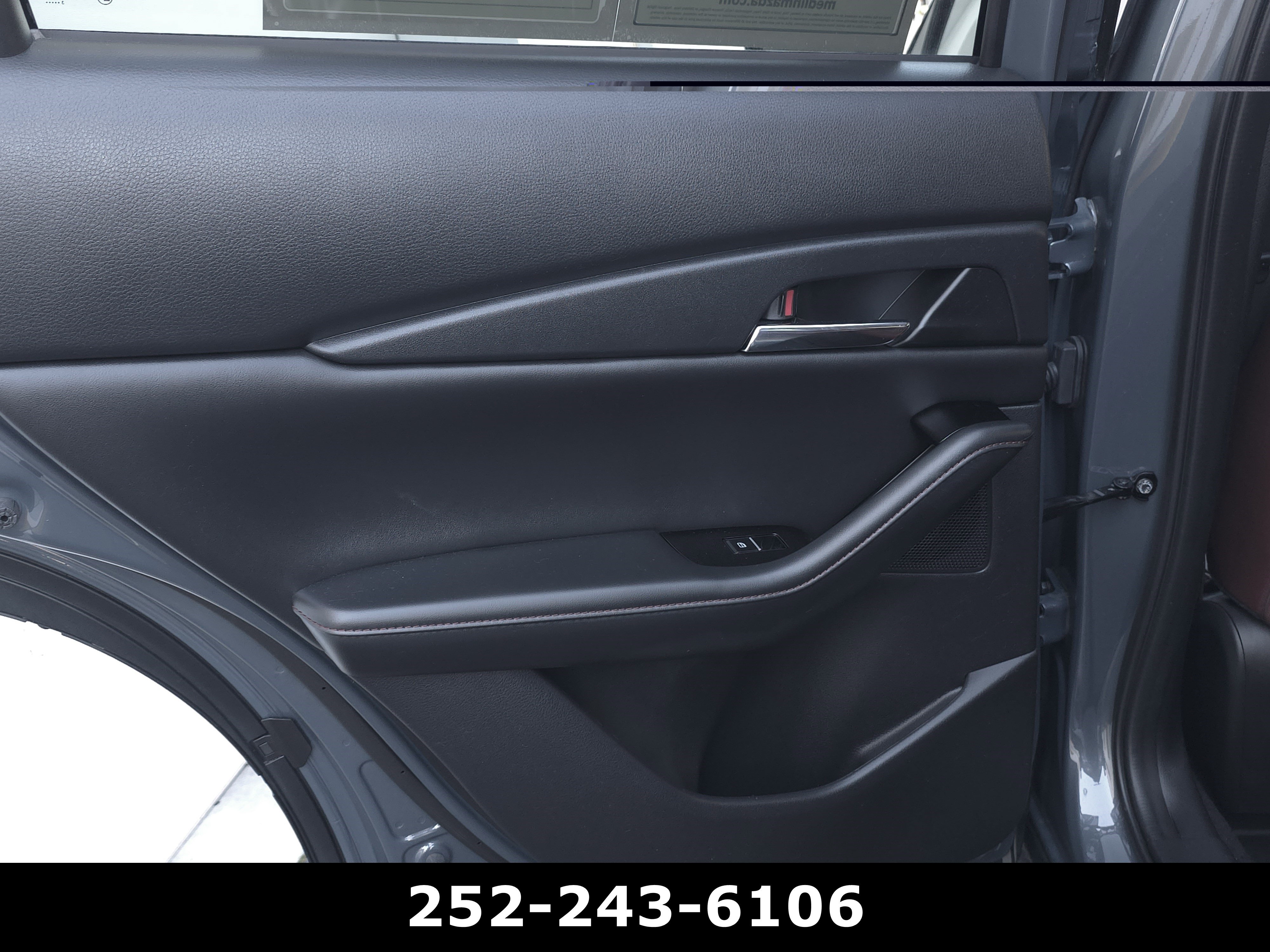 Used 2024 MAZDA CX-30 AWD 2.5 S w/ Preferred Package image 30