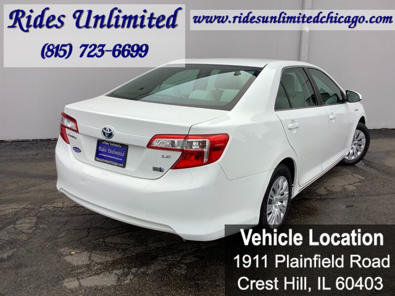 Used 2012 Toyota Camry LE FWD image 7