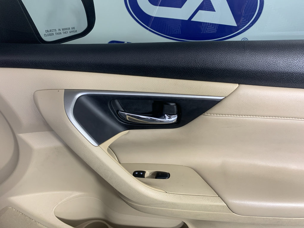 Used 2015 Nissan Altima 2.5 S w/ Sport Value Package image 34