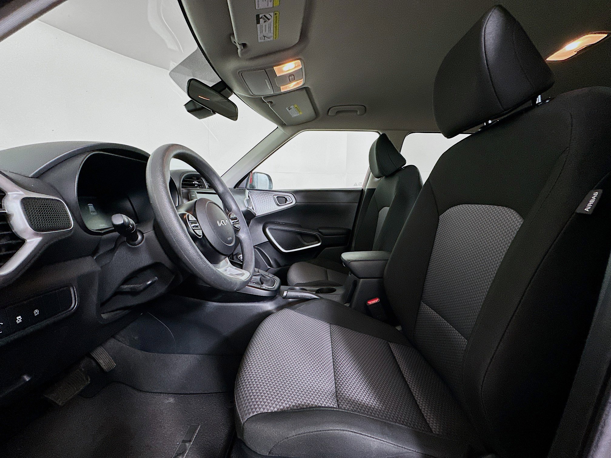 Used 2024 Kia Soul LX w/ Option Group 015 image 13