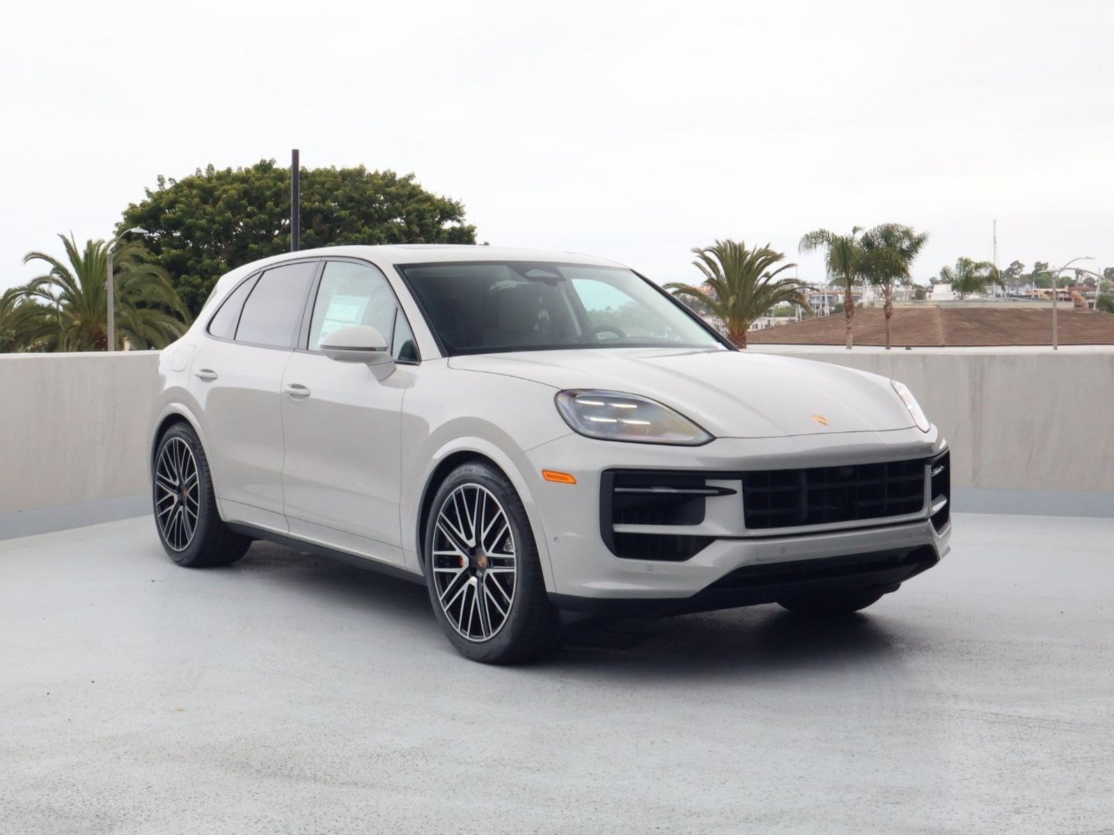 New 2026 Porsche Cayenne S AWD/4WD image 7