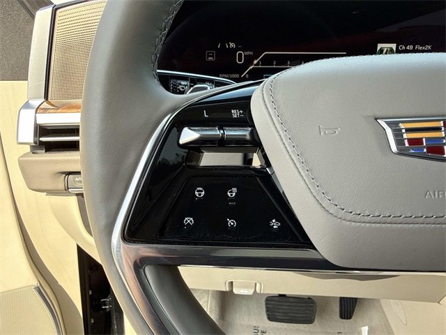 Used 2025 Cadillac Escalade Sport Platinum w/ LPO, ONYX Package image 28