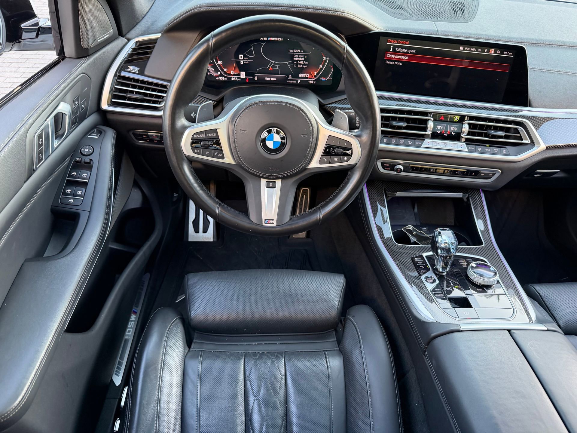 Used 2022 BMW X5 M50i w/ Premium Package image 19