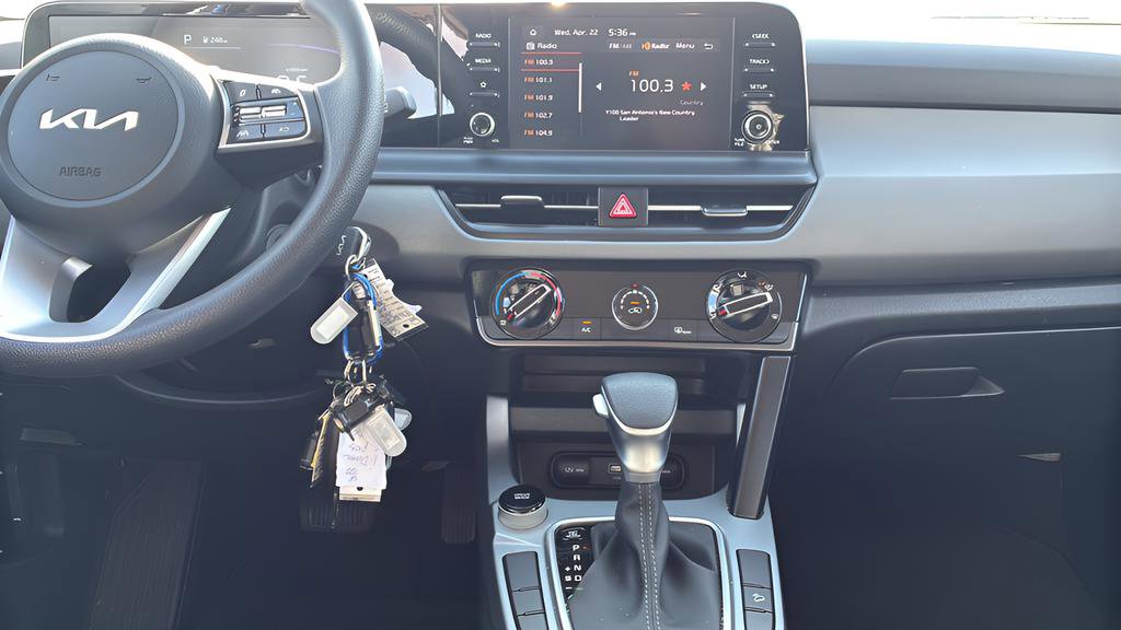 Certified 2026 Kia Seltos LX FWD image 32