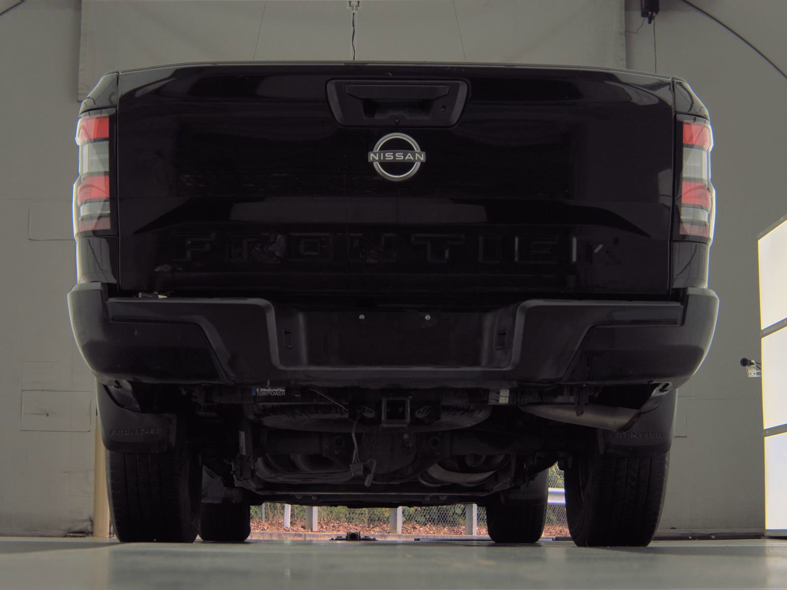 Used 2022 Nissan Frontier S RWD image 11