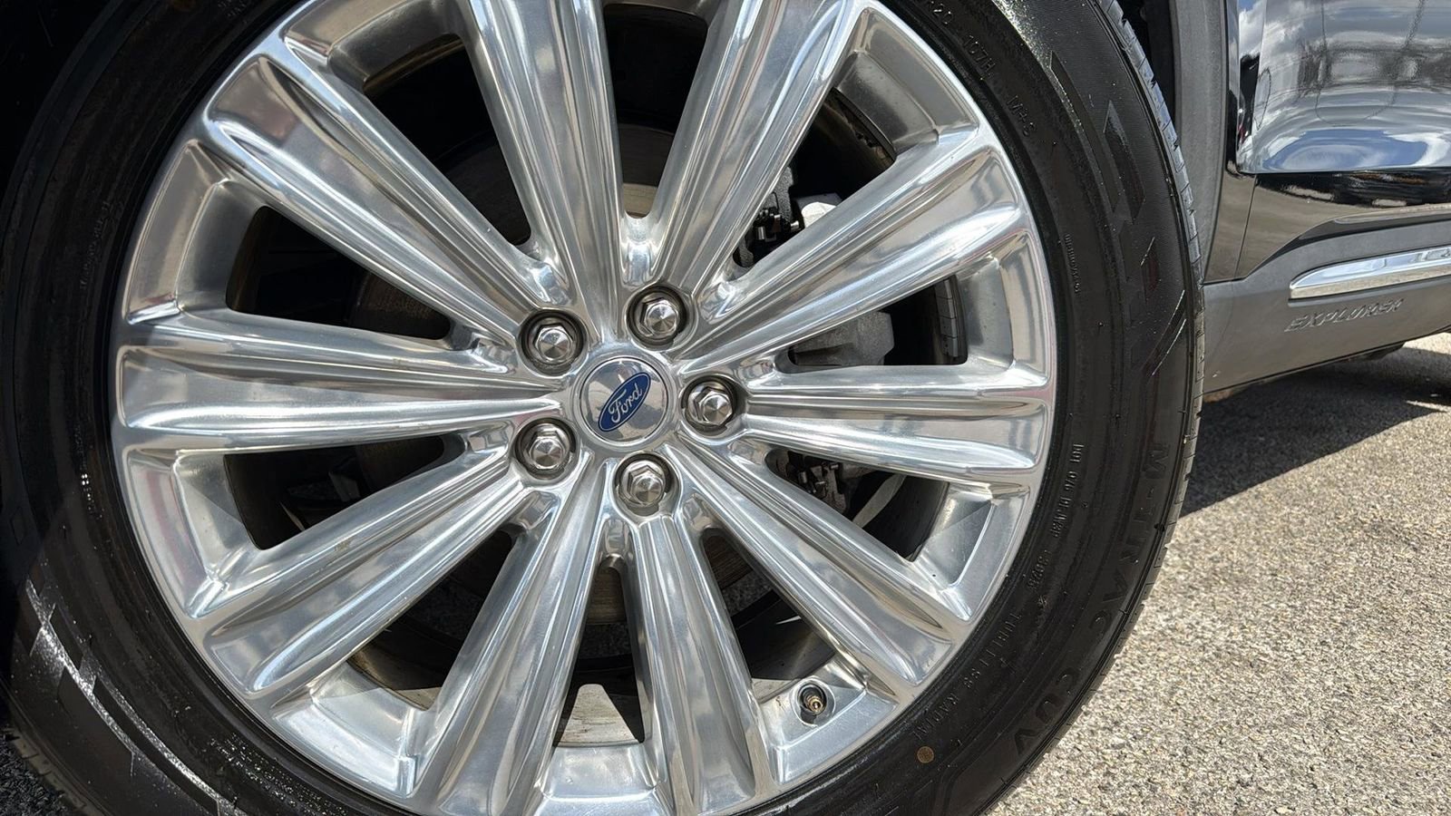 Used 2020 Ford Explorer Limited image 9