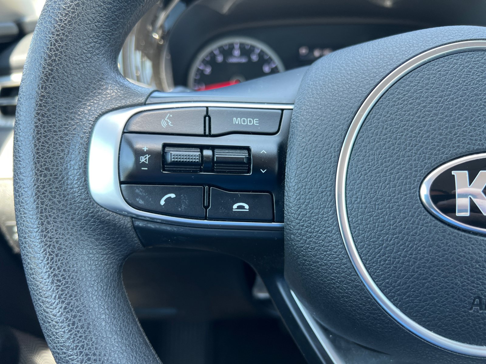 Used 2021 Kia K5 LX FWD image 28