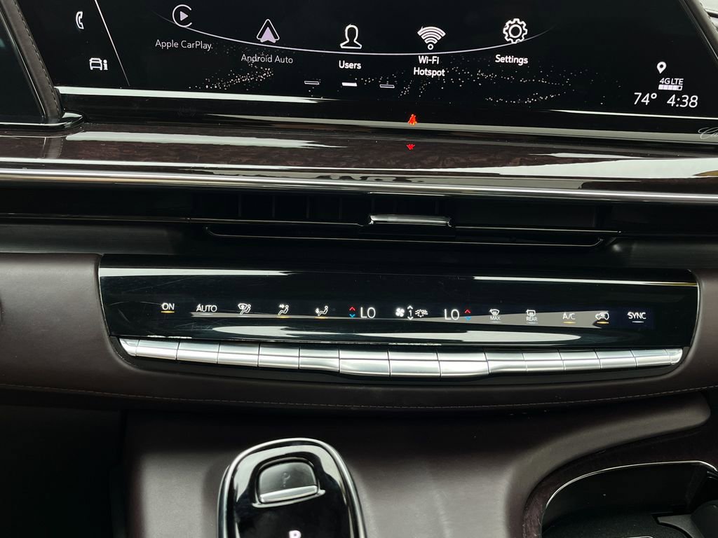 Used 2021 Cadillac Escalade ESV Sport Platinum w/ LPO, ONYX Package image 24