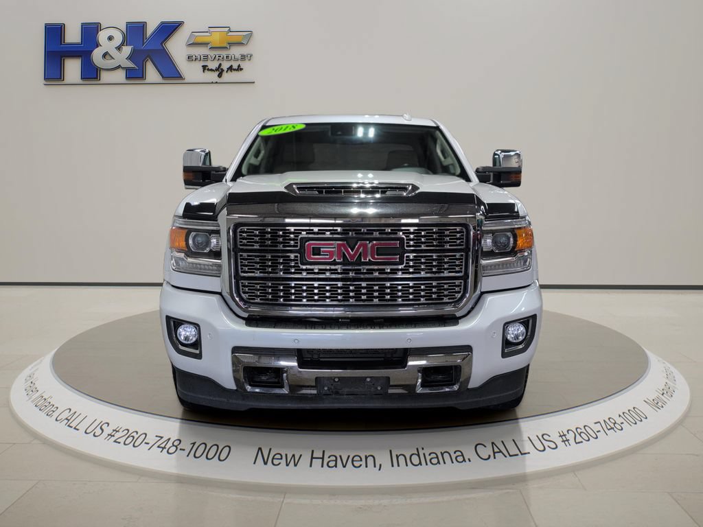Used 2018 GMC Sierra 2500 Denali AWD/4WD image 2
