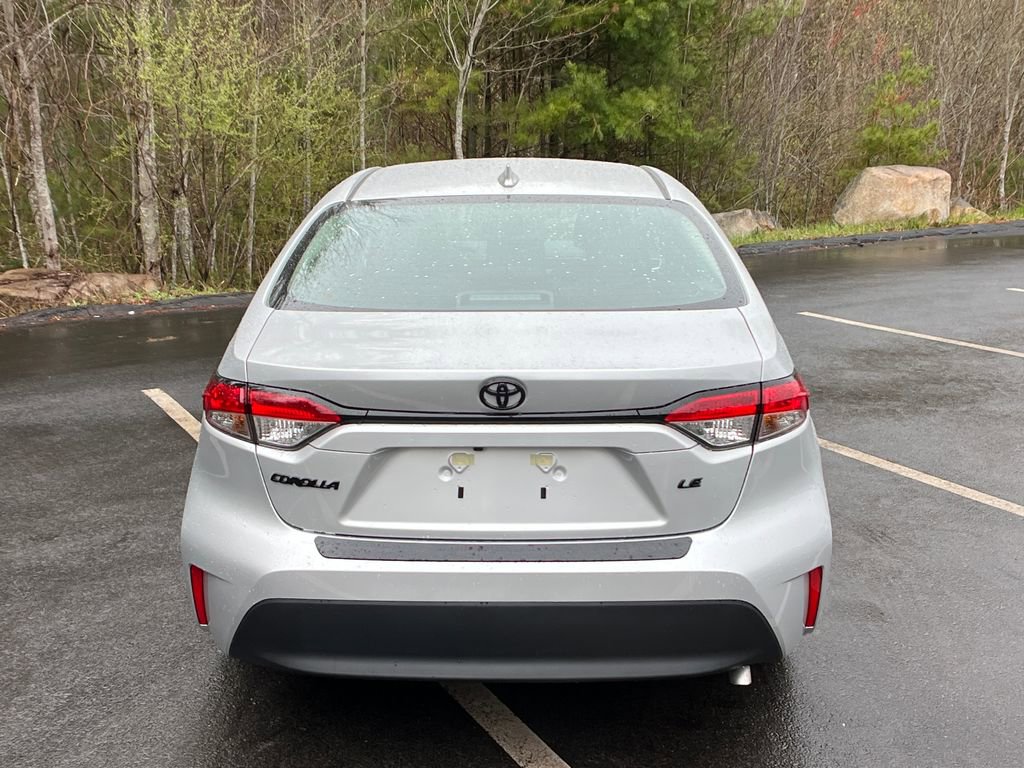 New 2026 Toyota Corolla LE FWD image 4