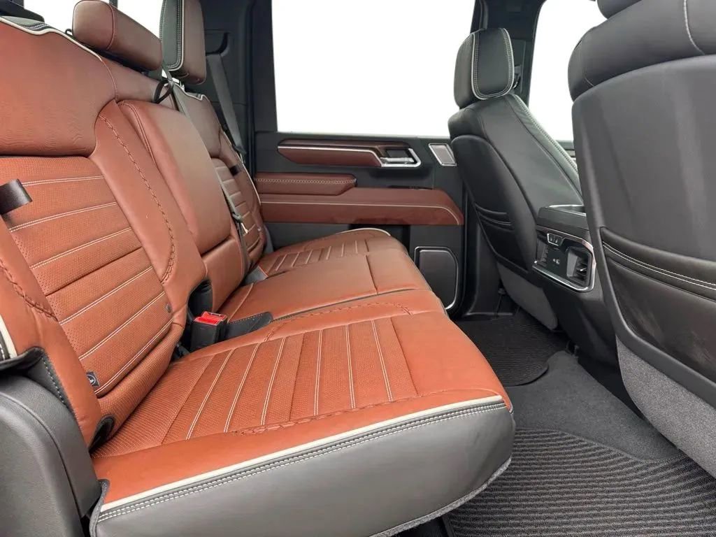 New 2026 GMC Sierra 3500 Denali Ultimate image 9