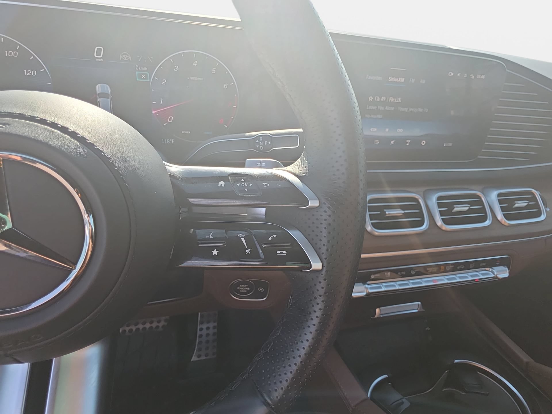 Used 2025 Mercedes-Benz GLS 580 4MATIC image 18