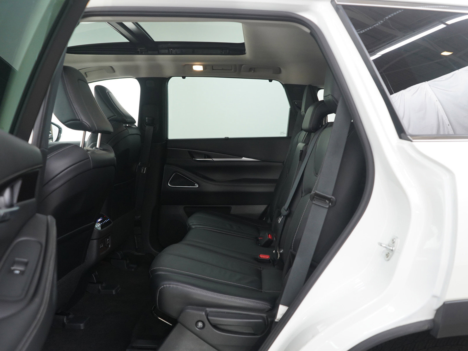 Used 2024 INFINITI QX60 Sensory image 20