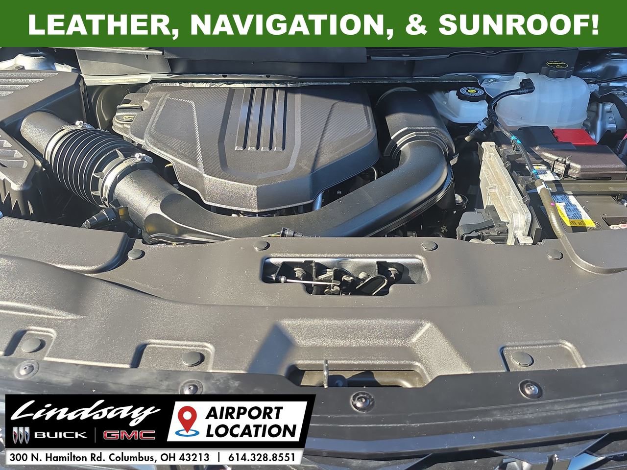 Used 2024 Chevrolet Traverse RS image 30