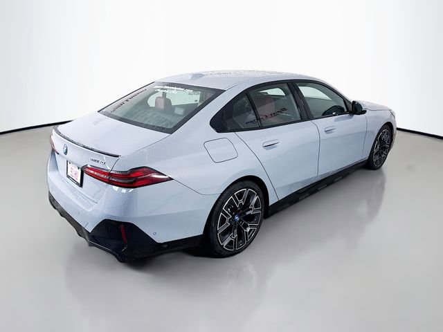 Used 2024 BMW i5 eDrive40i w/ M Sport Package image 6