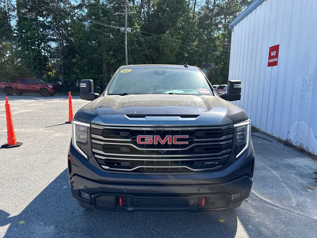 Used 2022 GMC Sierra 1500 AT4 w/ Sierra Safety Plus Package AWD/4WD video 2
