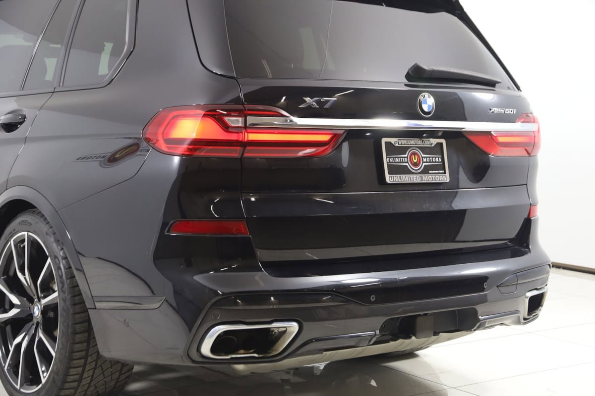 Used 2019 BMW X7 xDrive50i w/ M Sport Package AWD/4WD image 26