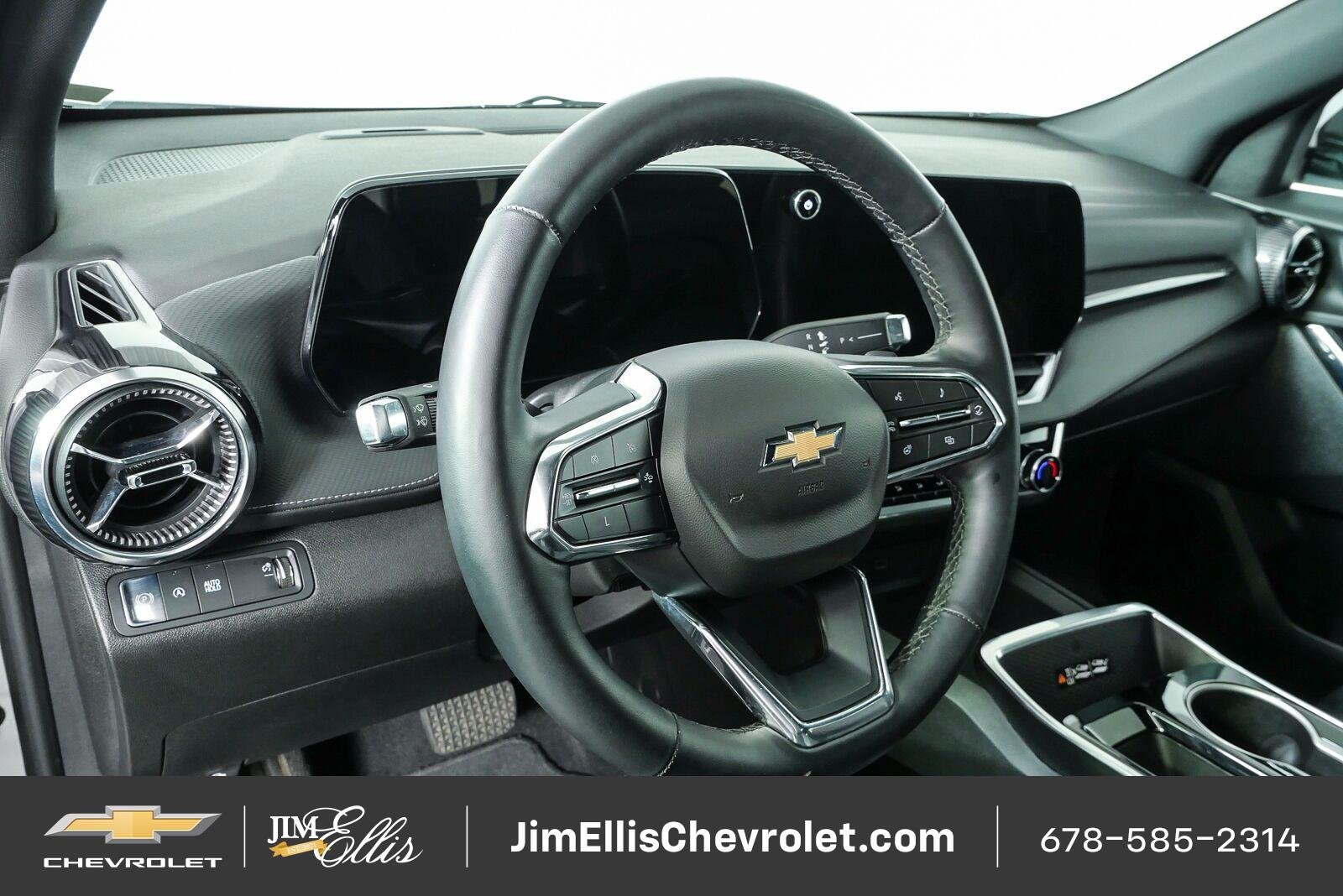 Used 2025 Chevrolet Equinox LT w/ Convenience Package II FWD image 5