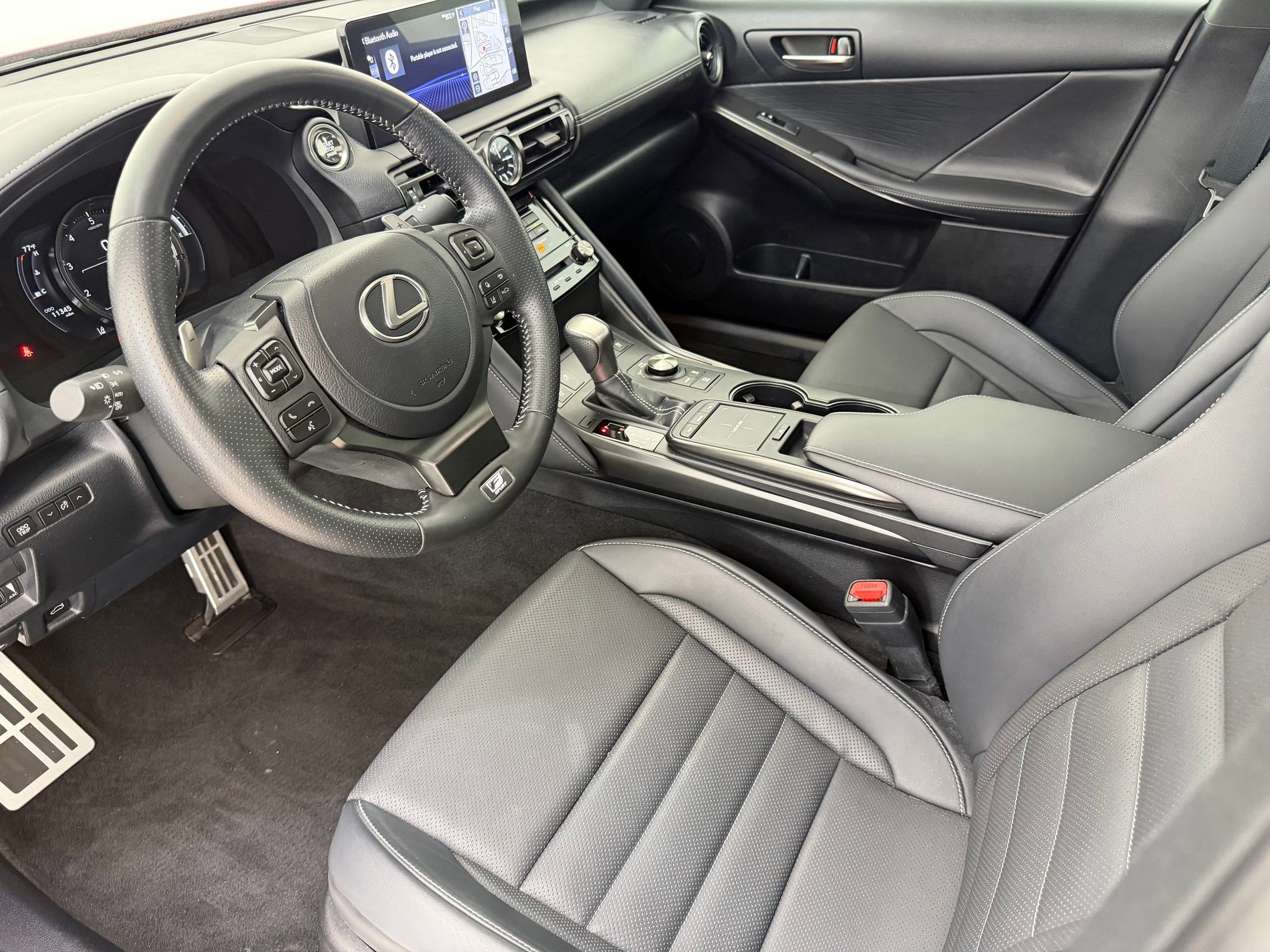 Used 2025 Lexus IS 350 F Sport w/ Navigation Package image 4